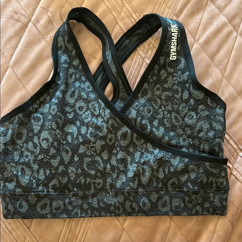 Gymshark Women's Leopard Print Sports Bra - Black